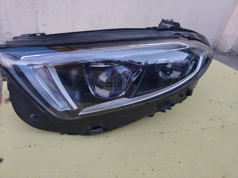 Ляв фар за Merceses CLS W257 Multibeam