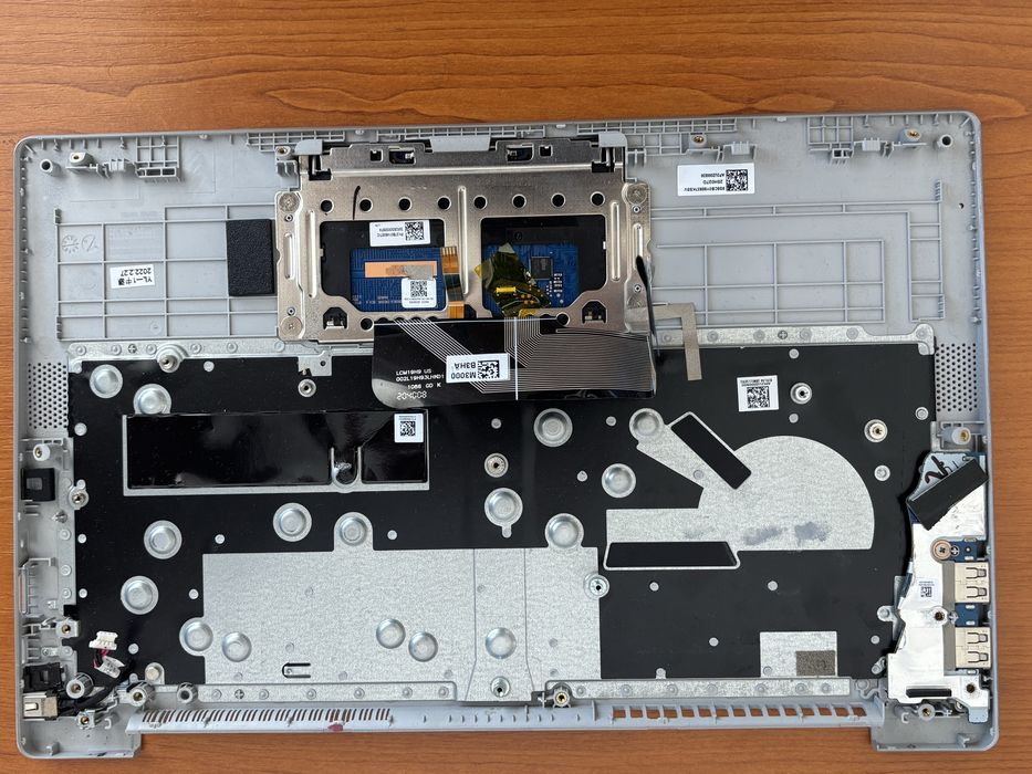 Palmrest Lenovo IdeaPad 5 14ITL05 cu tastatură, touchpad și placă USB