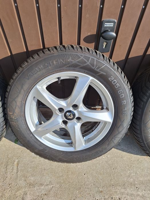 Jante aliaj originale 4×100 /16 ET 44 Captur Clio Nissan Logan Megane