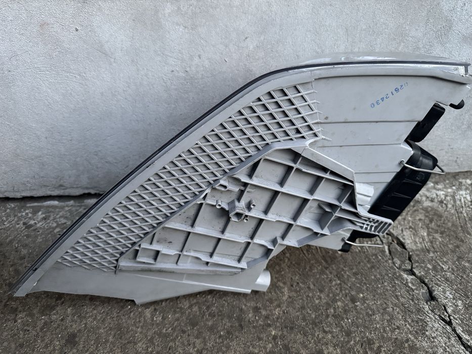 Set Faruri Noi DEPO (cu lupă) - Skoda Octavia 2 (2004-2008) - H7