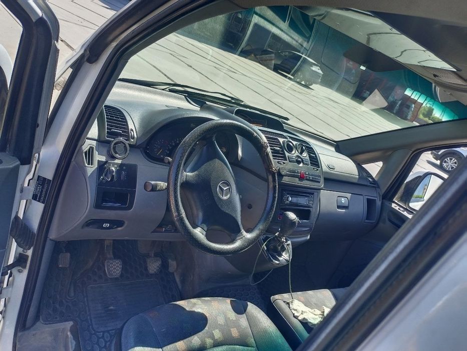 Mercedes Benz Vito