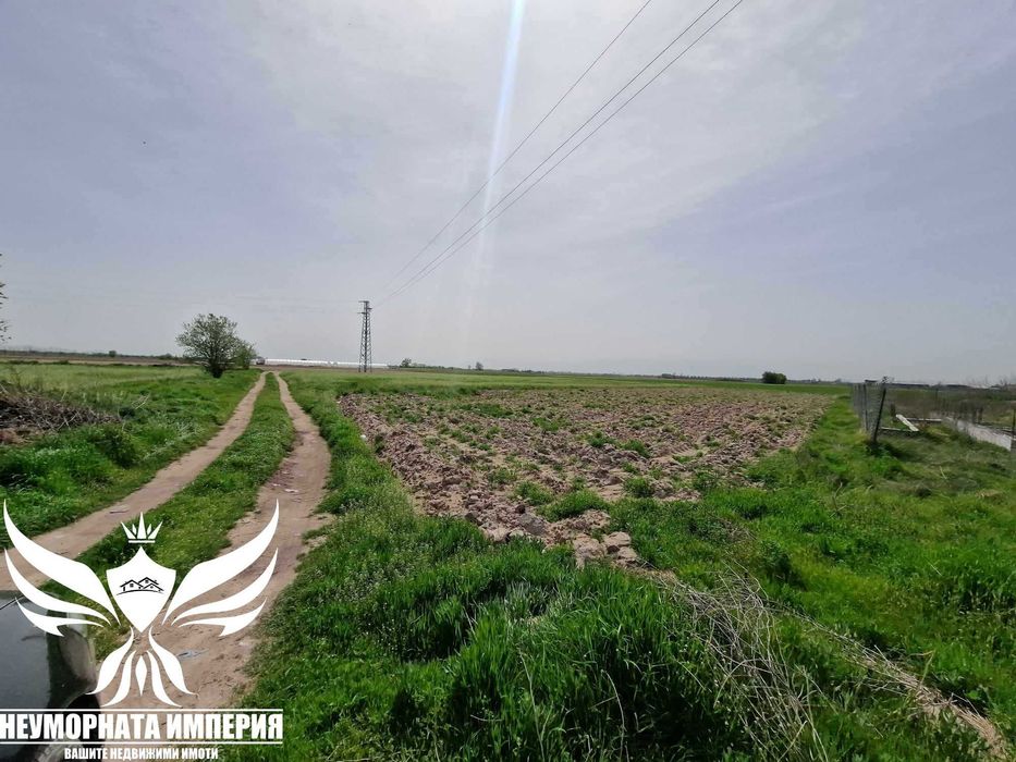 Продавам парцел статут УПИ 870кв.м. в с.Крислово, общ.Марица