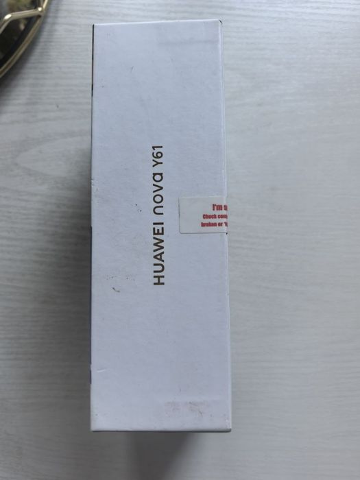 Продается абсолютно новый телефон в упаковке
Huawei Y61 6/64
Цвет мятн