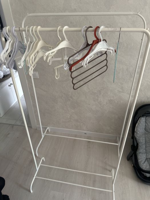 Вешалки напольные разборные