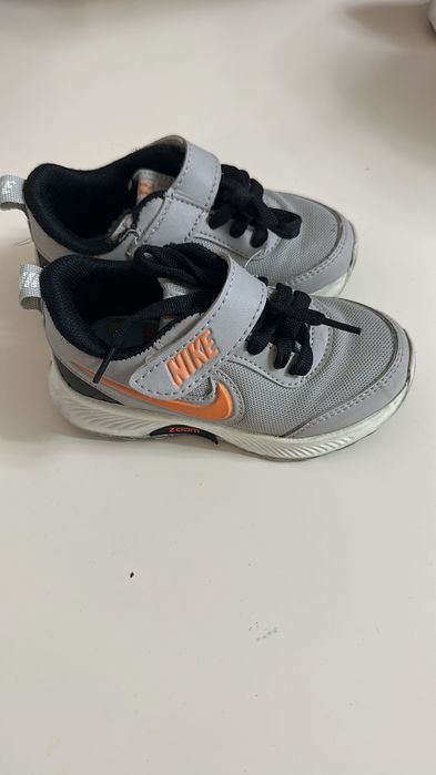 Детская обувь продам