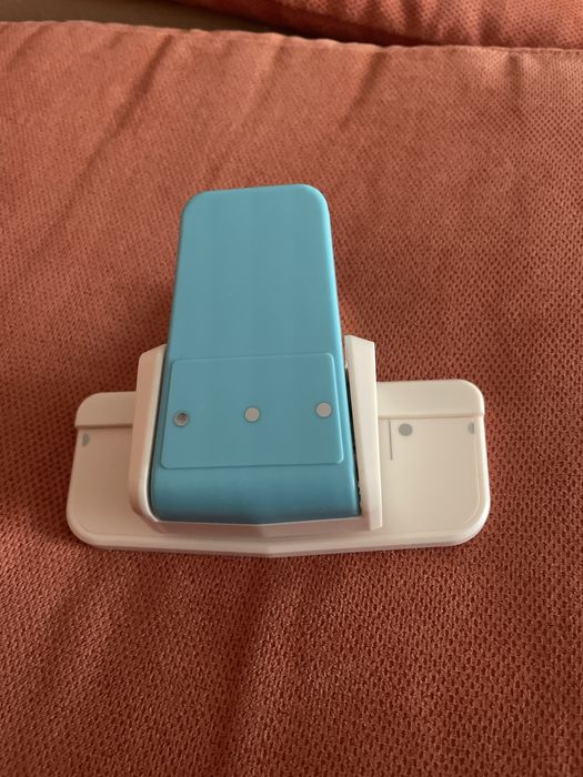 Перфоратор за 3 дупки