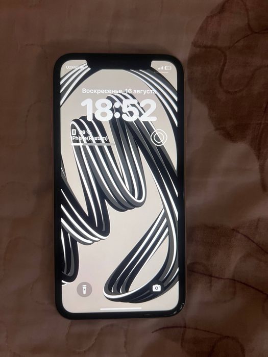 Iphone XR 128gb KH/A 76%yomkist ochilmagan telefon