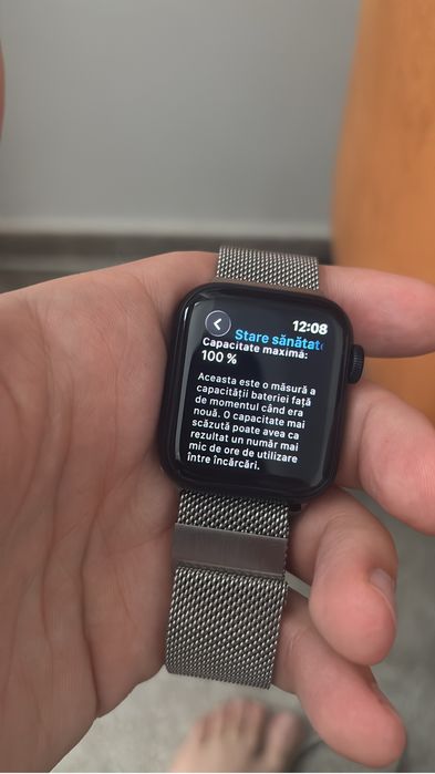 Apple Watch SE model 2024 de 40mm