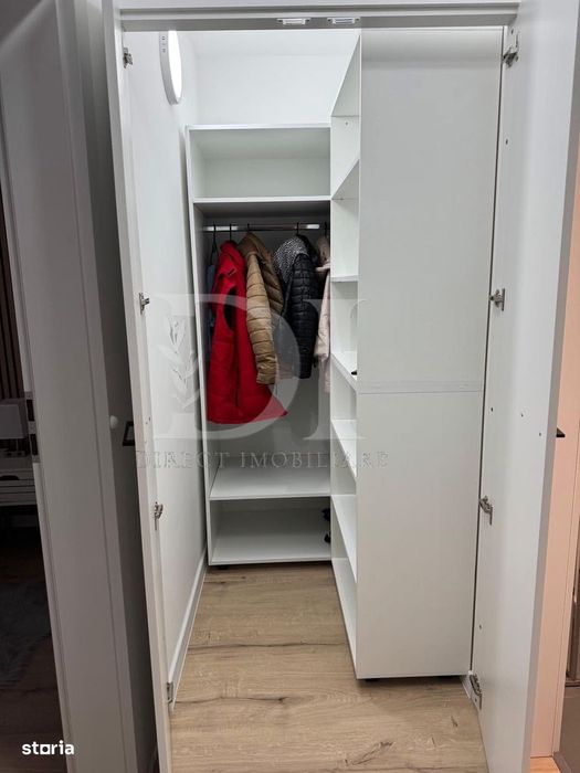 Apartament ultramodern / etaj  intermediar / Zona Eroilor