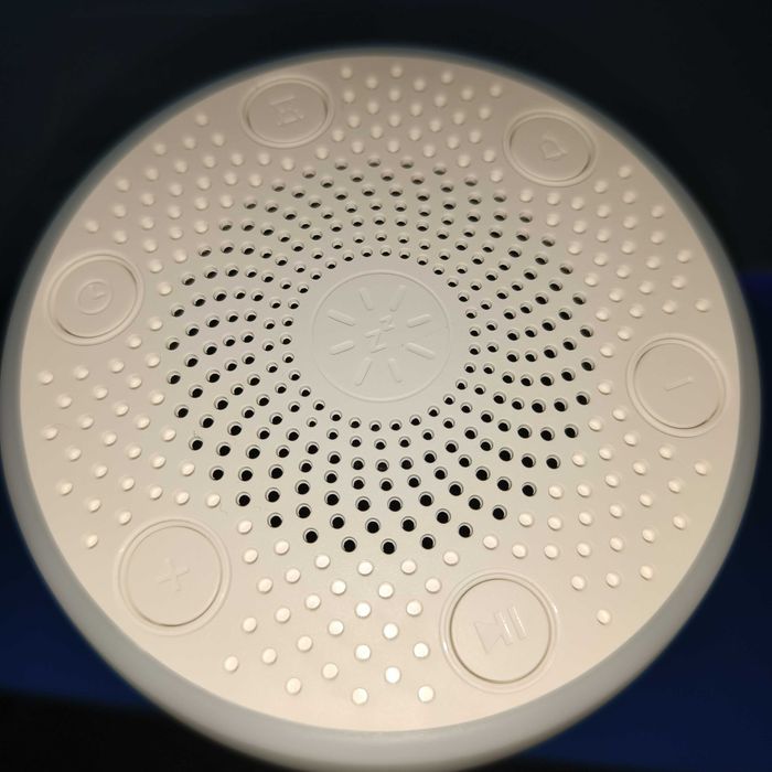 Dispozitiv smart White Noise Sleep Machine cu lampa, ceas [fara fir]