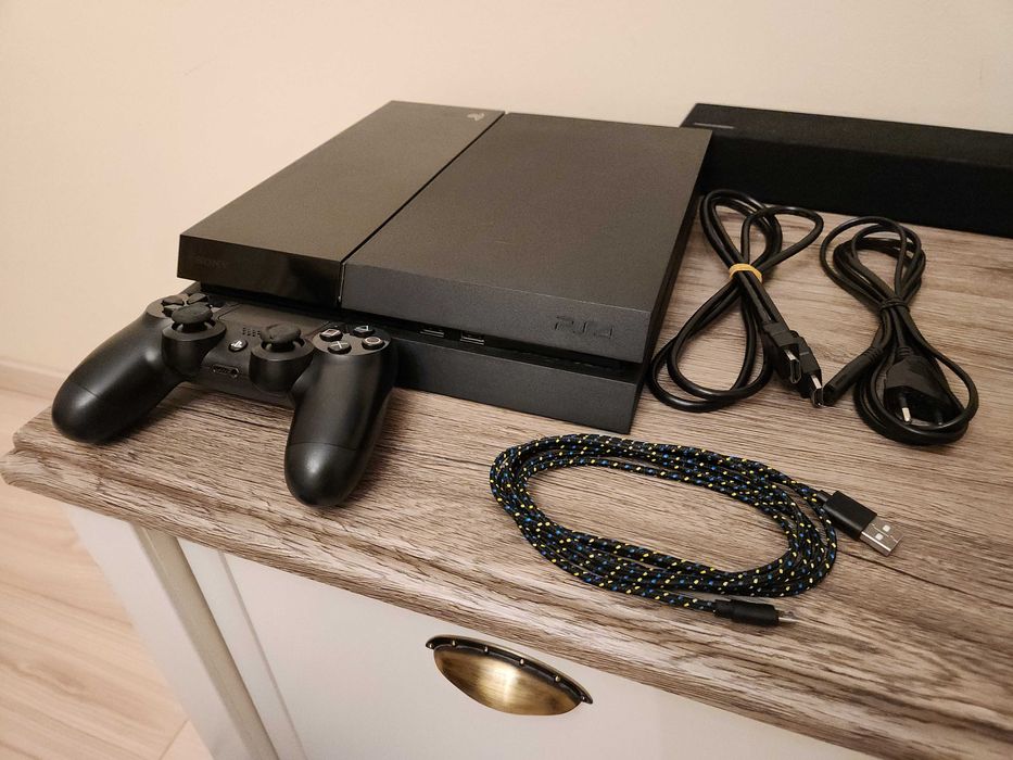 PlayStation 4 (PS4) 500GB - Modat, Complet functional