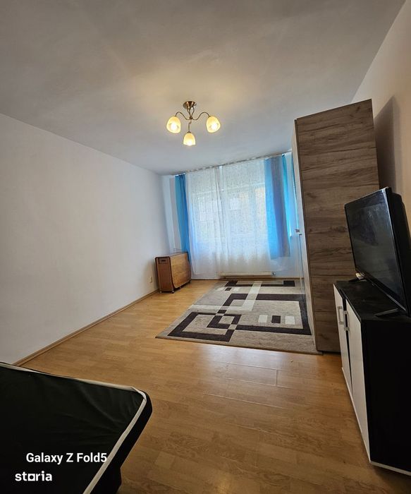 Garsonieră spațioasă de închiriat | Str. Bumbacului | Etaj 1