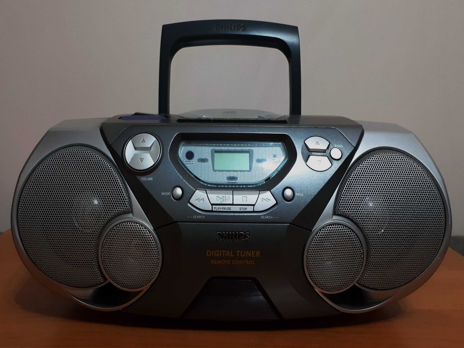 Музыкальный Центр Philips. Модель - AZ 1065/11. Пр-во  Голландии.