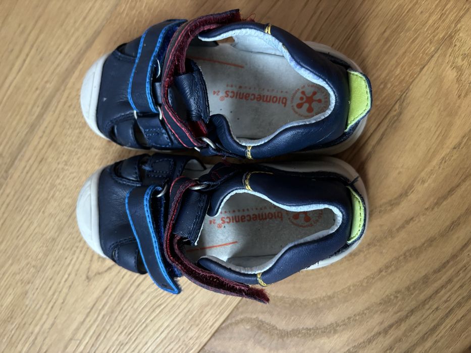 Sandale biomecanics nr 24