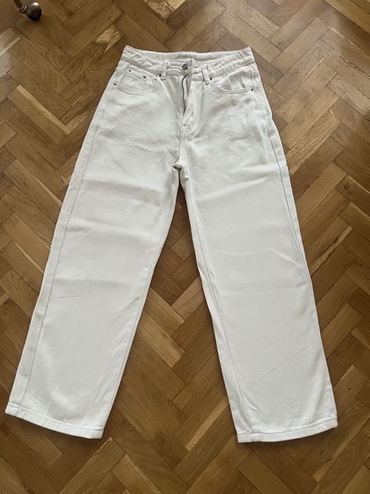 Бели дънки Dazy, L размер