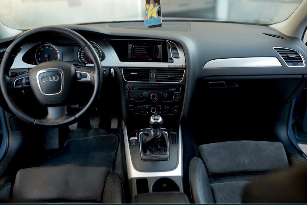 Vând Audi A4 B8 / Climatronic / Proprietar