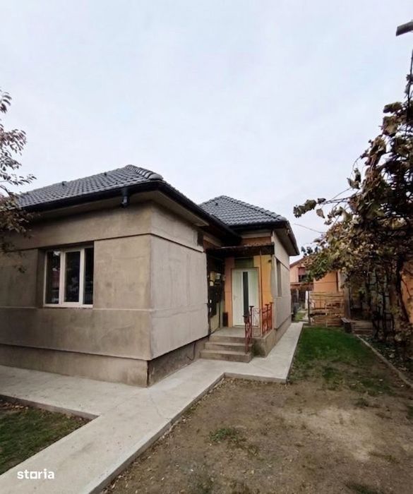 Casa de vanzare 3 camere,84 mp utili si teren 380mp zona Pod Ira Somes