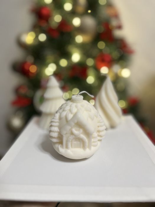 Коледни ароматни свещи