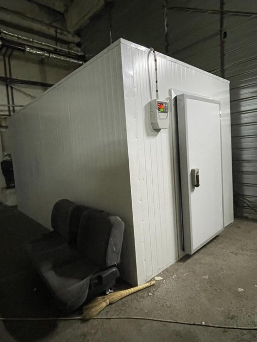 Холодильные и морозильные камеры