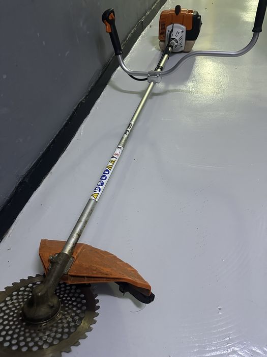 Motocoasa STIHL FS 120