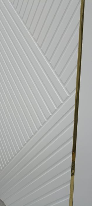 Покраска между комнатные двери