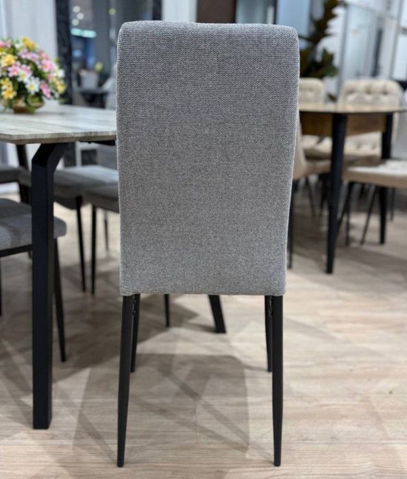 Компактный стол и стулья 6/1