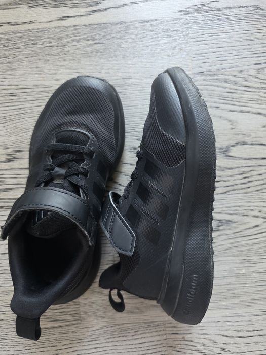 Детские кроссовки Adidas