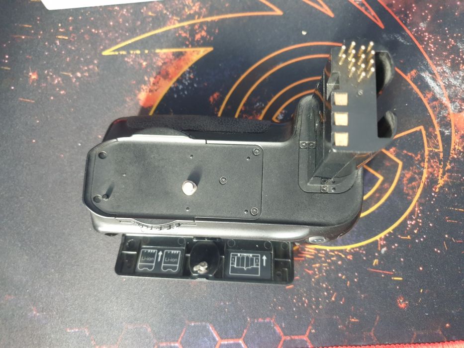 Grip aparat foto nikon d90  d80