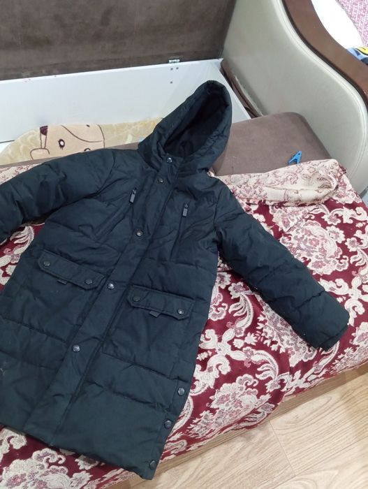 Продам зимний пуховик для мальчика