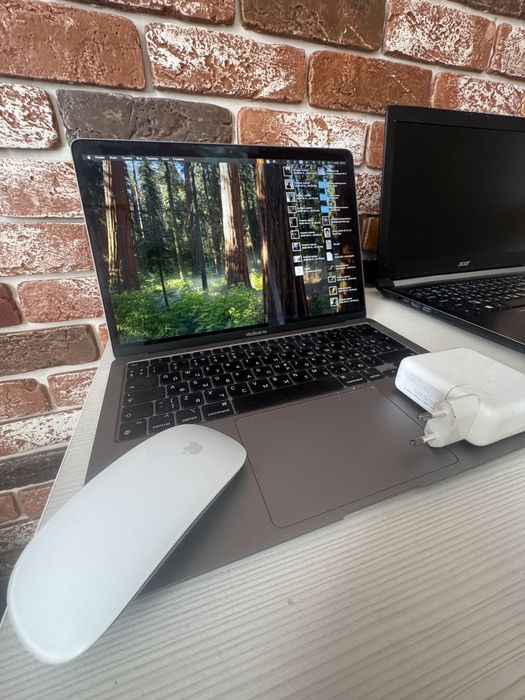 Продам Macbook air m1 13’