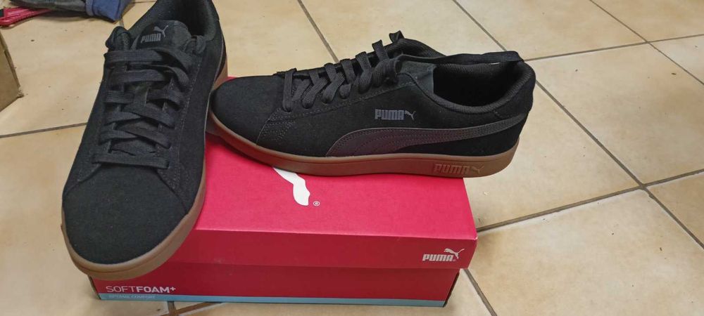 Puma Smash v2 маратонки номер  44,5  чисто нови
