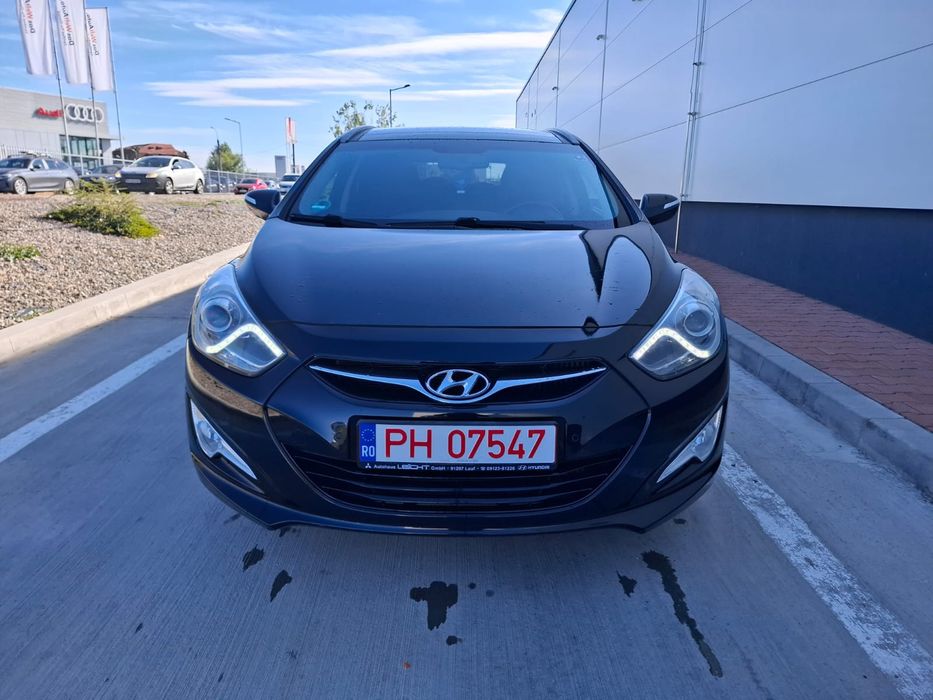 HYUNDAI i40 2012 — imagine 3