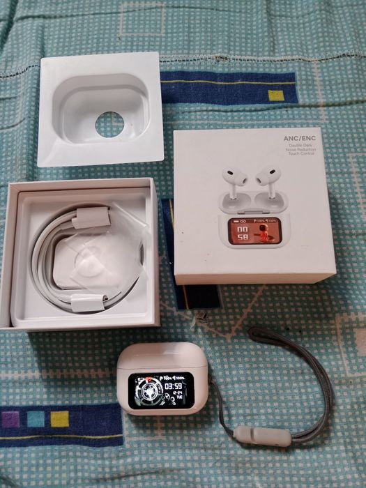 Продаются беспроводные наушники