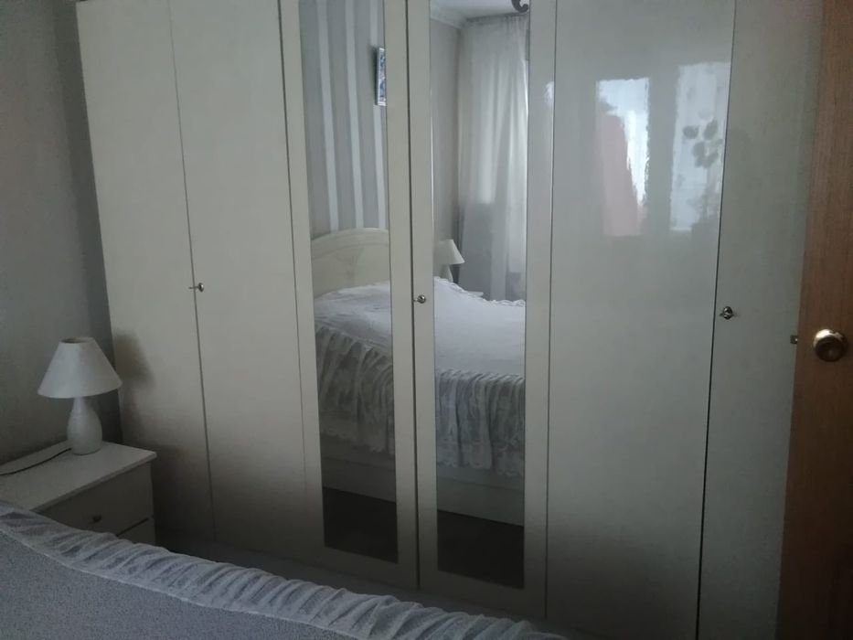 Продам спальный гарнитур