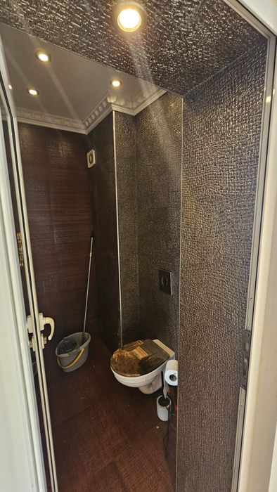 Дава се под наем Двустаен апартамент в София, Красно село - 75 кв.м за 663 € - Снимка #9