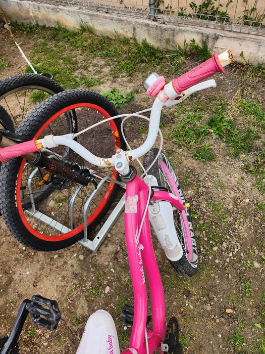 Vand bicicleta fetite