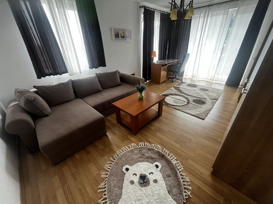 Pf dau in chirie ap cu 2 camere inchise + bucatarie.