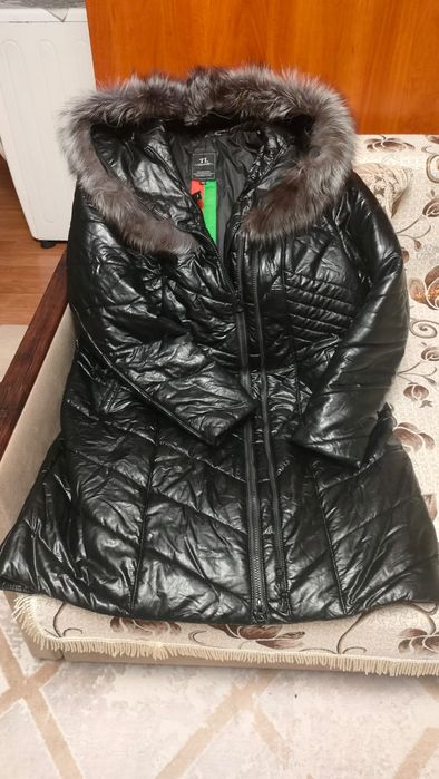 Продам зимнюю куртку