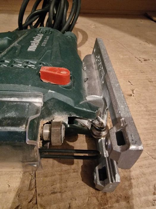 Зеге / Прободен трион Metabo STEB 65 Quick 450W