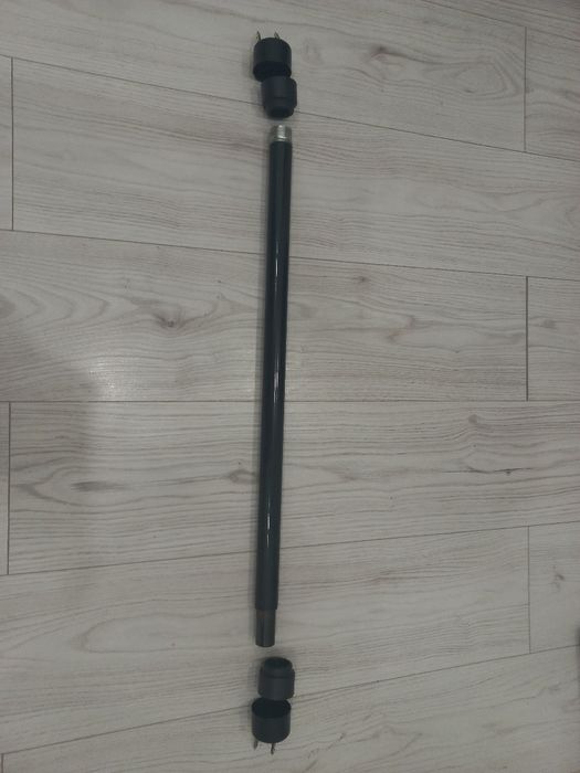 Турник меж дверной