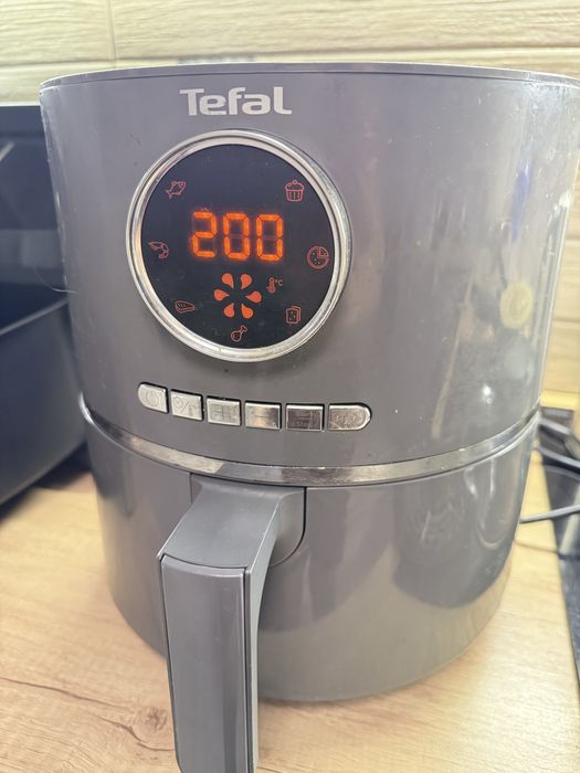 Продам аэрогриль Tefal