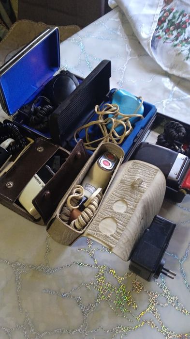 Продам электробритвы