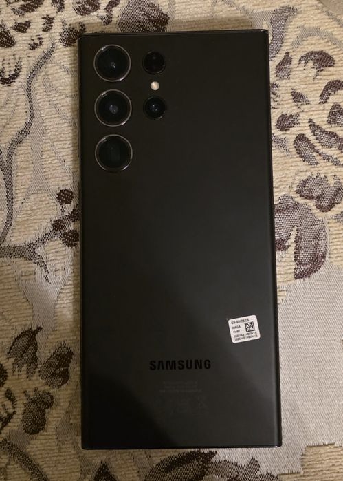 Ofer spre vanzare telefon Samsung s23 ultra.