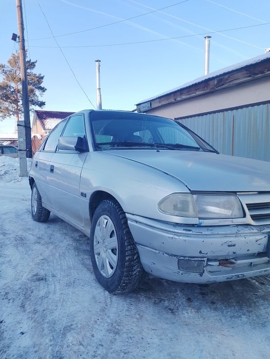 Продам автомобиль опель Астра ф