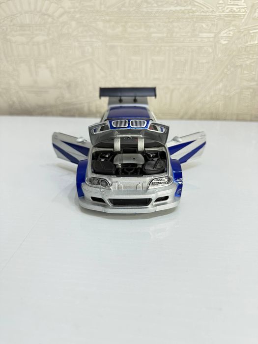 Bmw M3 GTR 1.24! Металлическая модель со светом и звуком