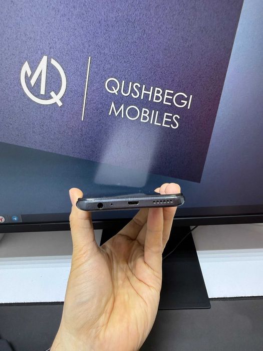 Aybi yoq Infinix Smart 6 4/64GB qotmidi