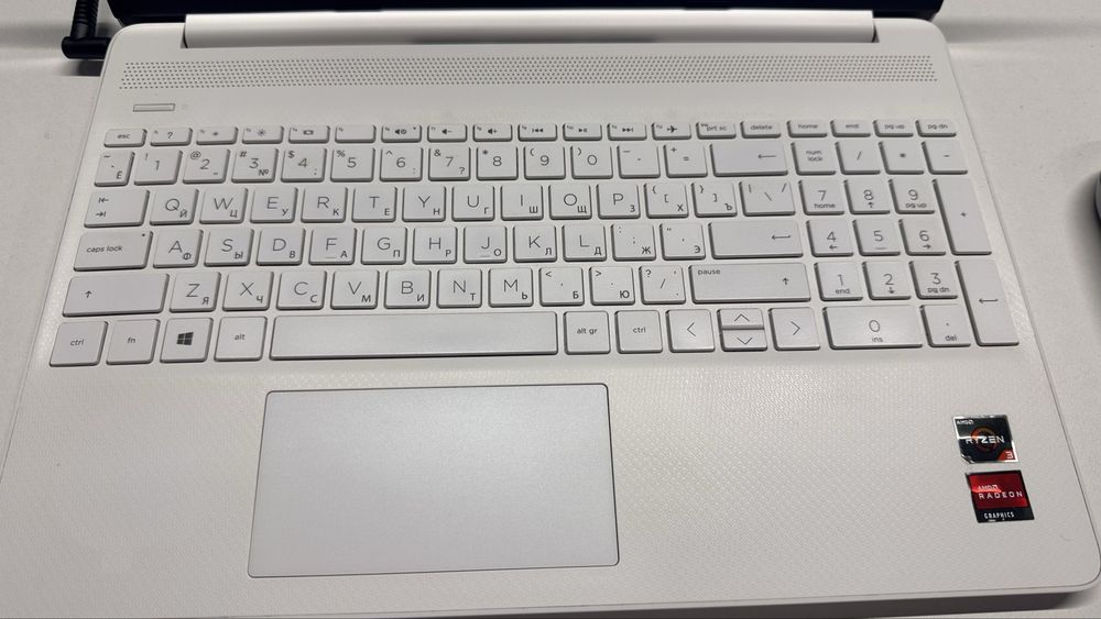 Продам HP 15s-eq1003ur, AMD RYZEN 3, 8Гб, 256ssd
