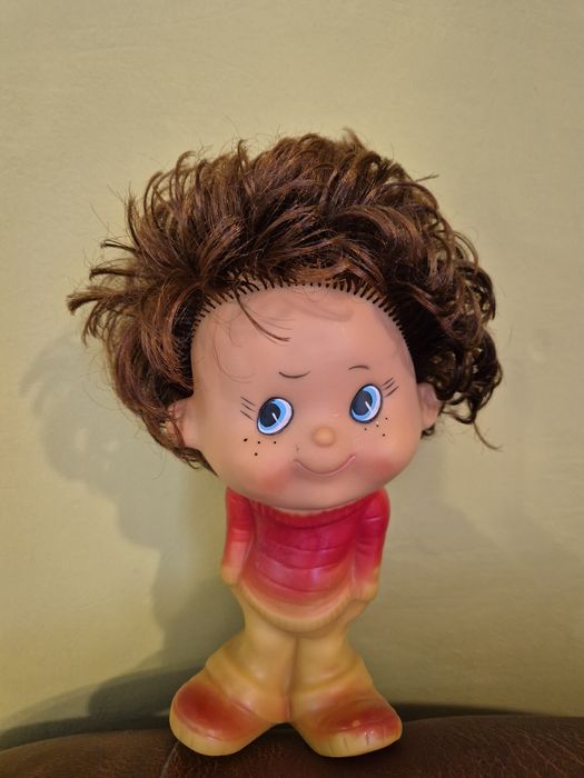 Strengar roscat Aradeanca