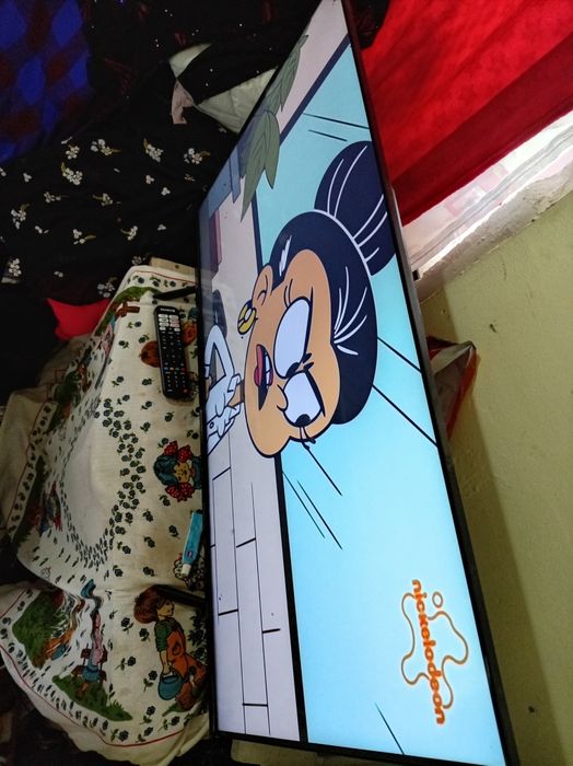 Vand televizor Smart TV, Full HD 40"