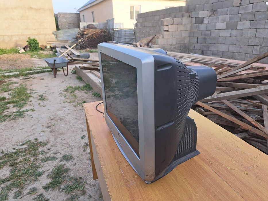 Продается телевизор